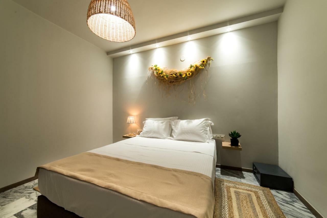 Oinoelia Luxury Suites & Residence Potos Exterior foto