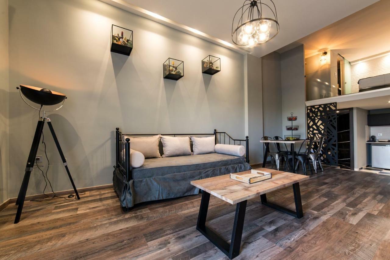 Oinoelia Luxury Suites & Residence Potos Exterior foto